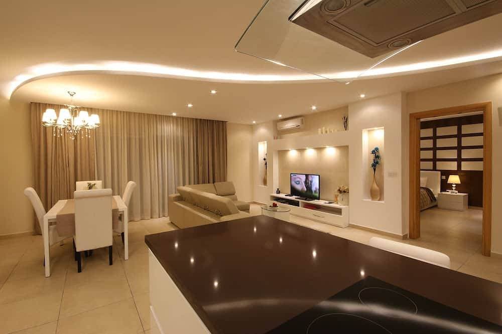 Foto 12 von 22: Elegante, gehobene und geräumige Eckwohnung mit 2 Schlafzimmern und Gemeinschaftspool