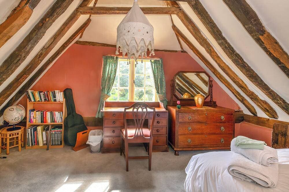 Foto 8 von 24: 5 Schlafzimmer Unterkunft in Wye, near Ashford