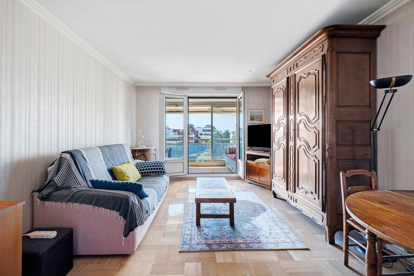 Foto 3 von 23: Appartement 'T2 Val Fleuri Nahe Strände' mit Privater Terrasse