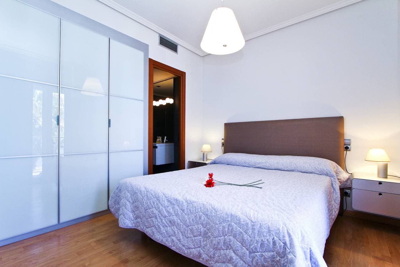 Foto 12 von 33: Soluxe Apartment - Only Families - Beachfront