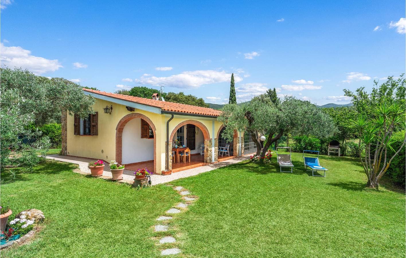 Entspannen in Bibbona: 90qm Wohnung mit Pool und Parkplatz 1