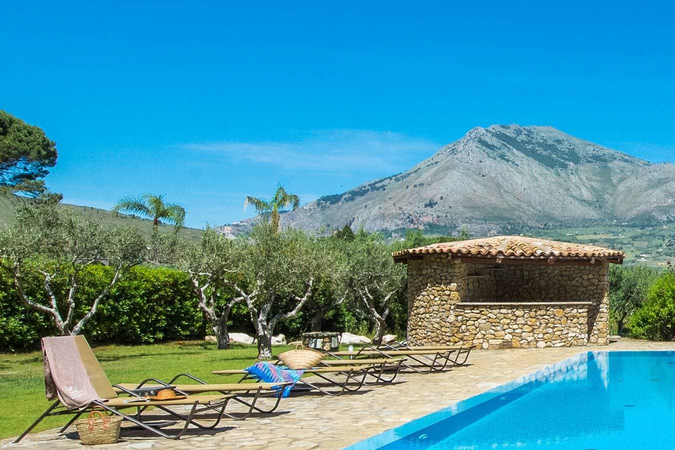 L'Ulivo Blu - One-bedroom with balcony - Loc 1