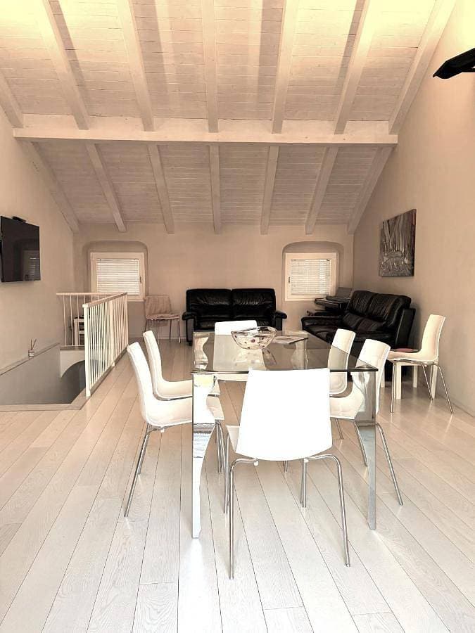 Foto 3 von 21: Three-Bedroom House