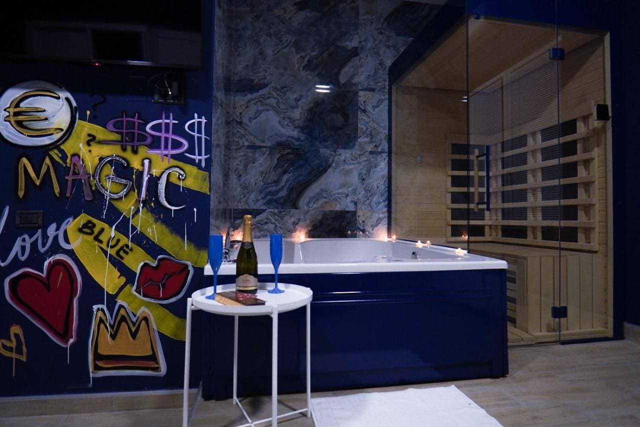 Magic Apartments with jaccuzzi and sauna 1