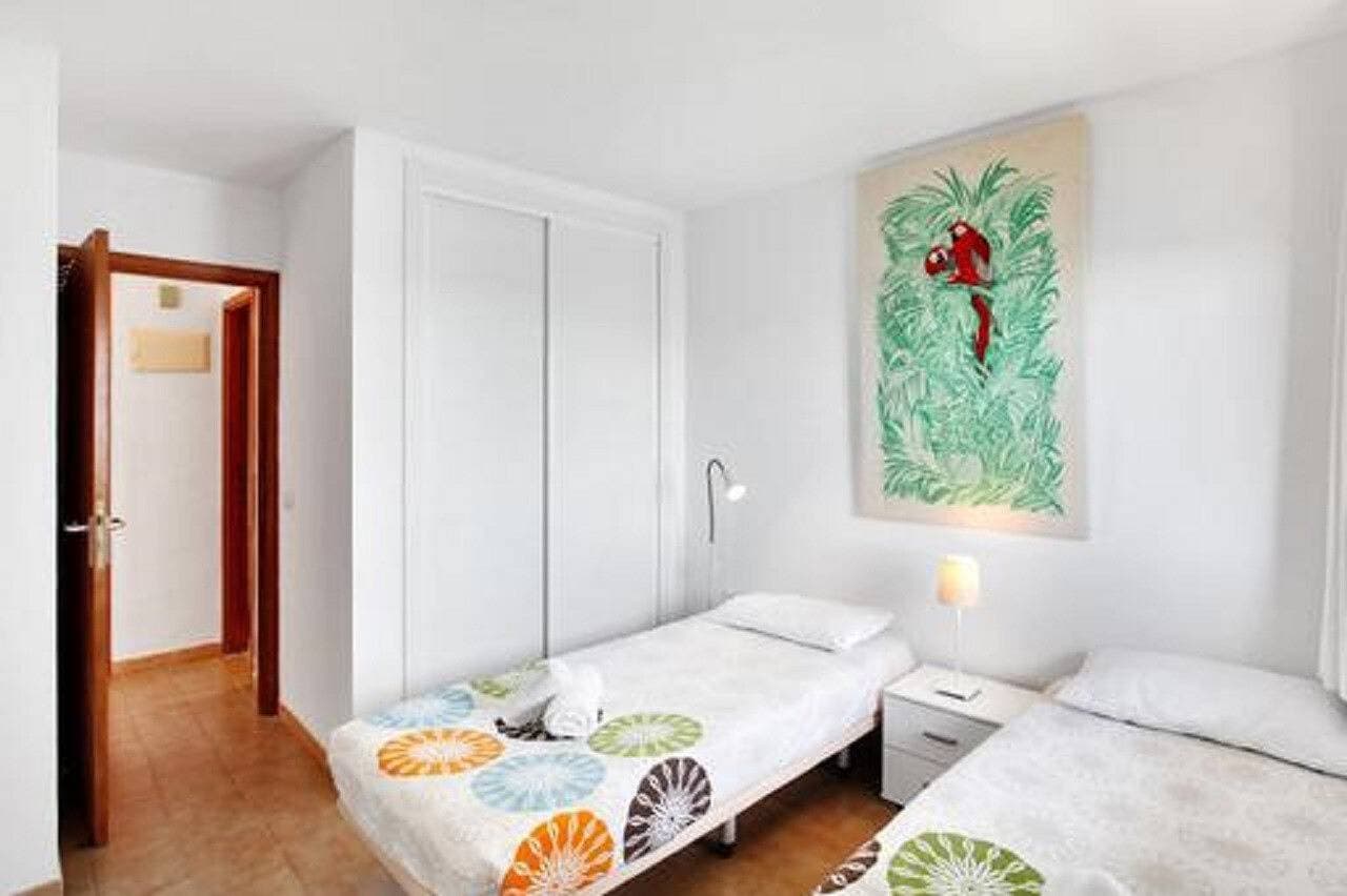 Foto 11 von 28: Ferienwohnung 'Costa Isora Frontline' mit Meerblick, Gemeinschaftspool und WLAN