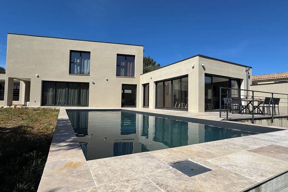 Villa with private pool, near Mont Ventoux and Vaison La Romaine 1