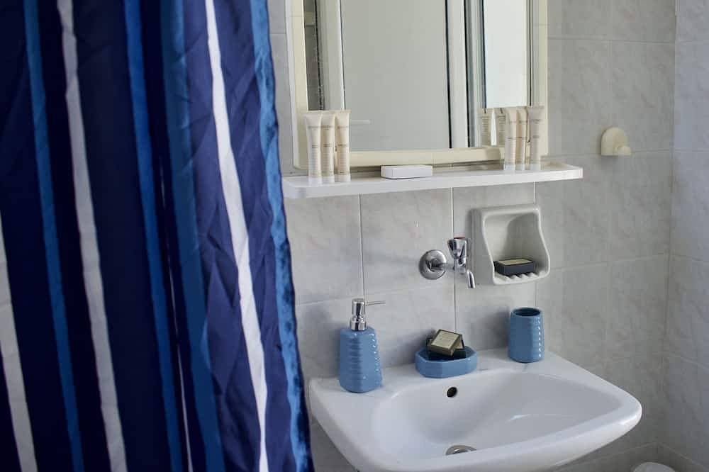 Foto 9 von 29: \"Spyros\" 1-Room Apartment - Simple, cozy, close to the beach