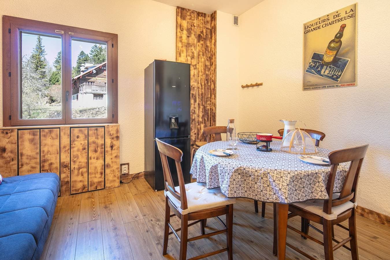 Foto 10 von 17: Ferienwohnung für 6 Personen mit Terrasse