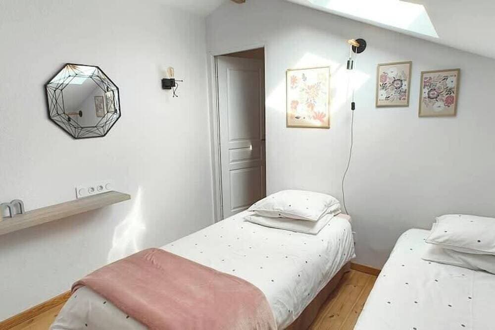 Foto 6 von 25: Large, friendly and bright villa with pool
