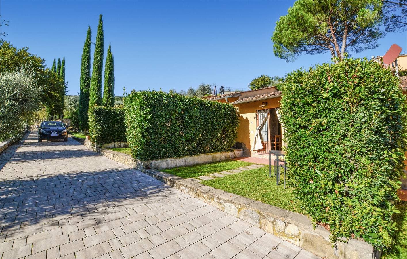 Foto 2 von 21: Gemütliche Ferienwohnung mit Pool, WLAN und Parkplatz am Torrente Ambra