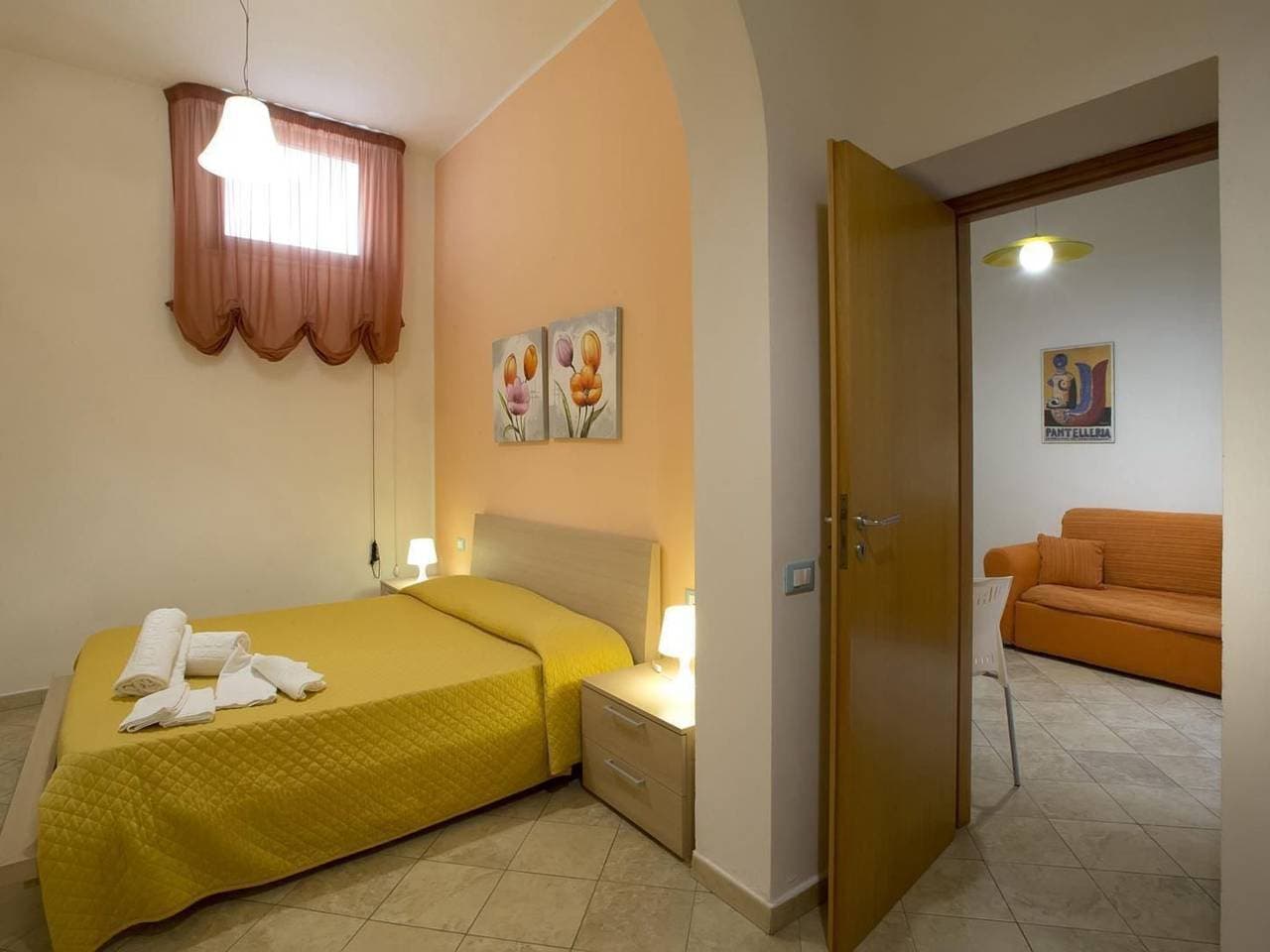 Foto 3 von 17: Appartement in Trapani mit Terrasse und Garten