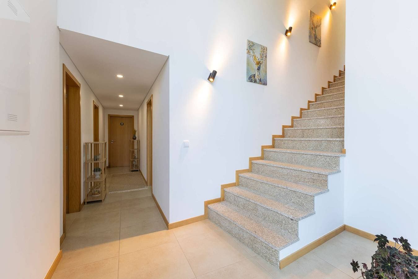 Foto 9 von 70: 7 Suites & Pool, Geres Gateway