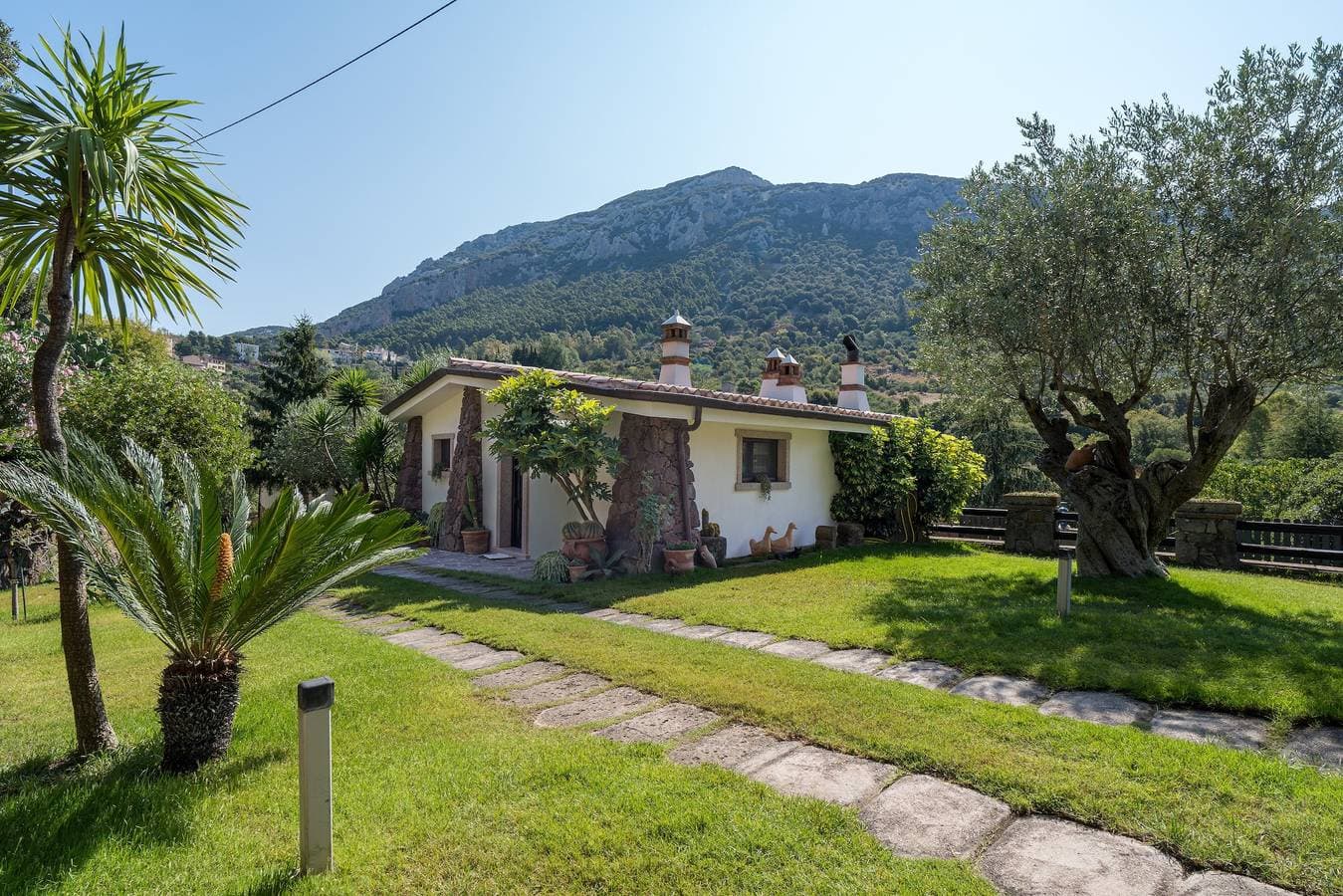 Casa Bados con Piscina Privata 1