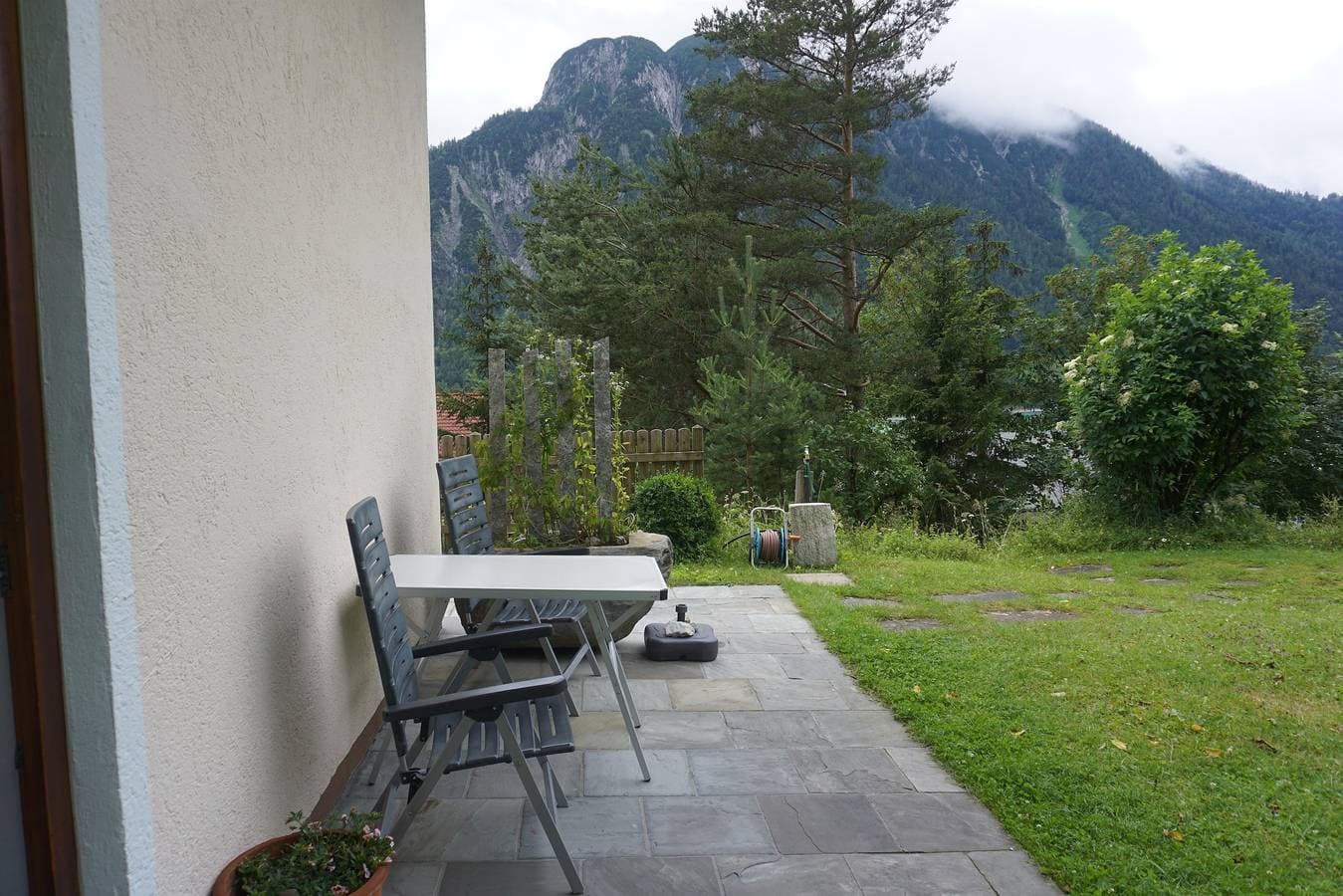 Foto 6 von 10: Ferienwohnung mit Garten