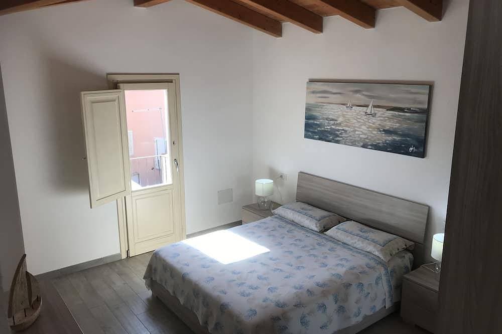 Foto 8 von 30: Residenza Limpiddu mit Pool - Erster Stock mit Meerblick