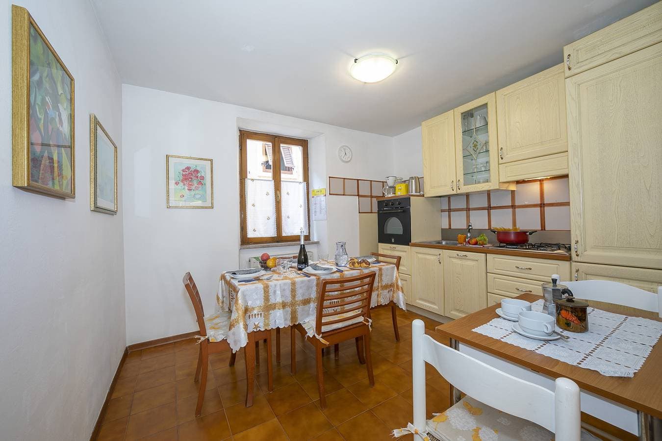Foto 6 von 28: Appartamento Miorelli 1 - Apartment for 6