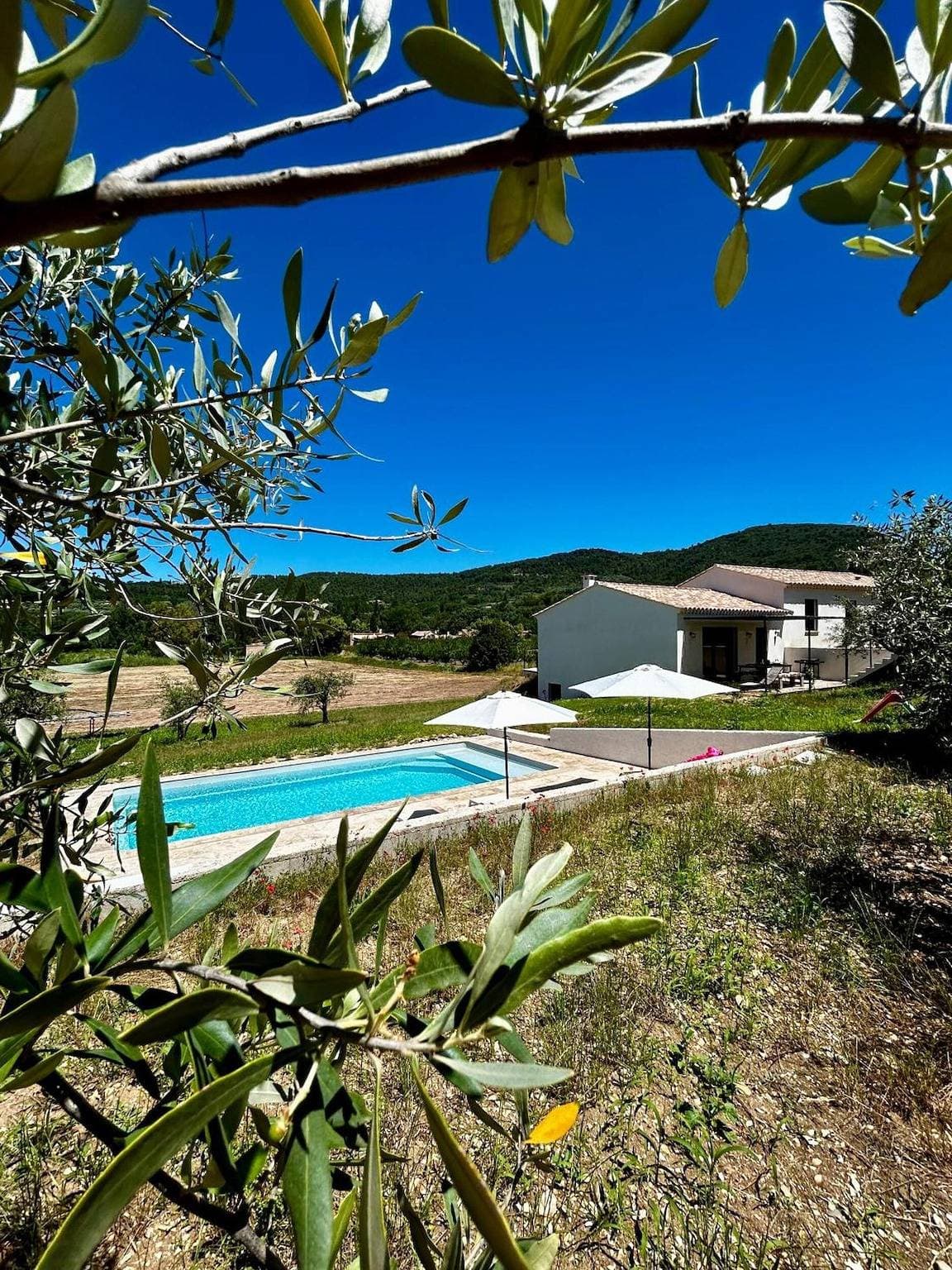 Villa Loan 1