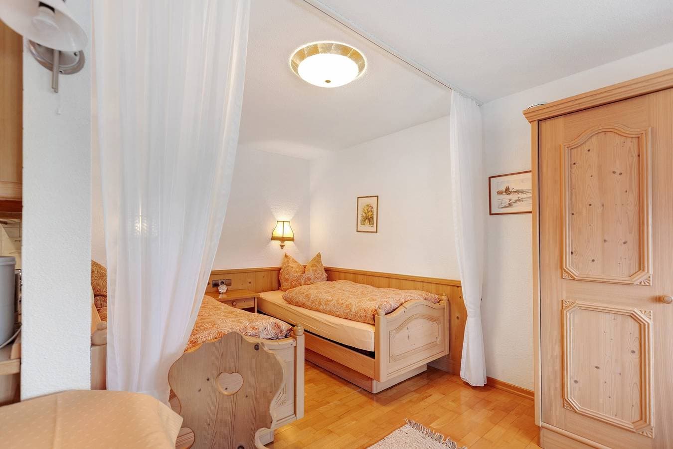 Foto 11 von 17: Studio '2, 36qm' mit Bergblick, Gemeinschaftsterrasse und Wi-Fi