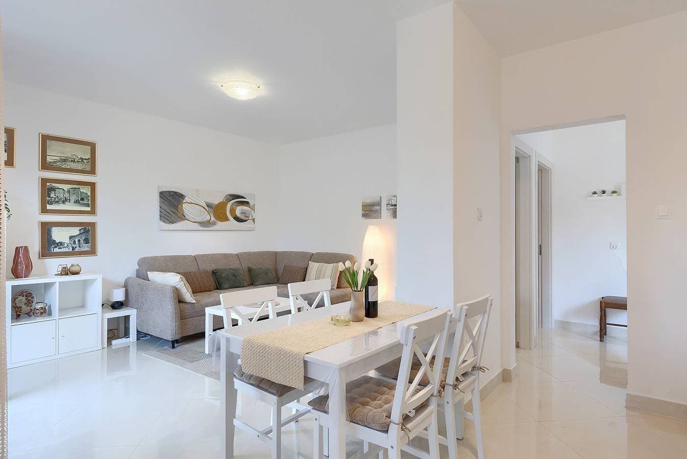 Foto 7 von 28: Ferienhaus mit großem Garten und viel Grün