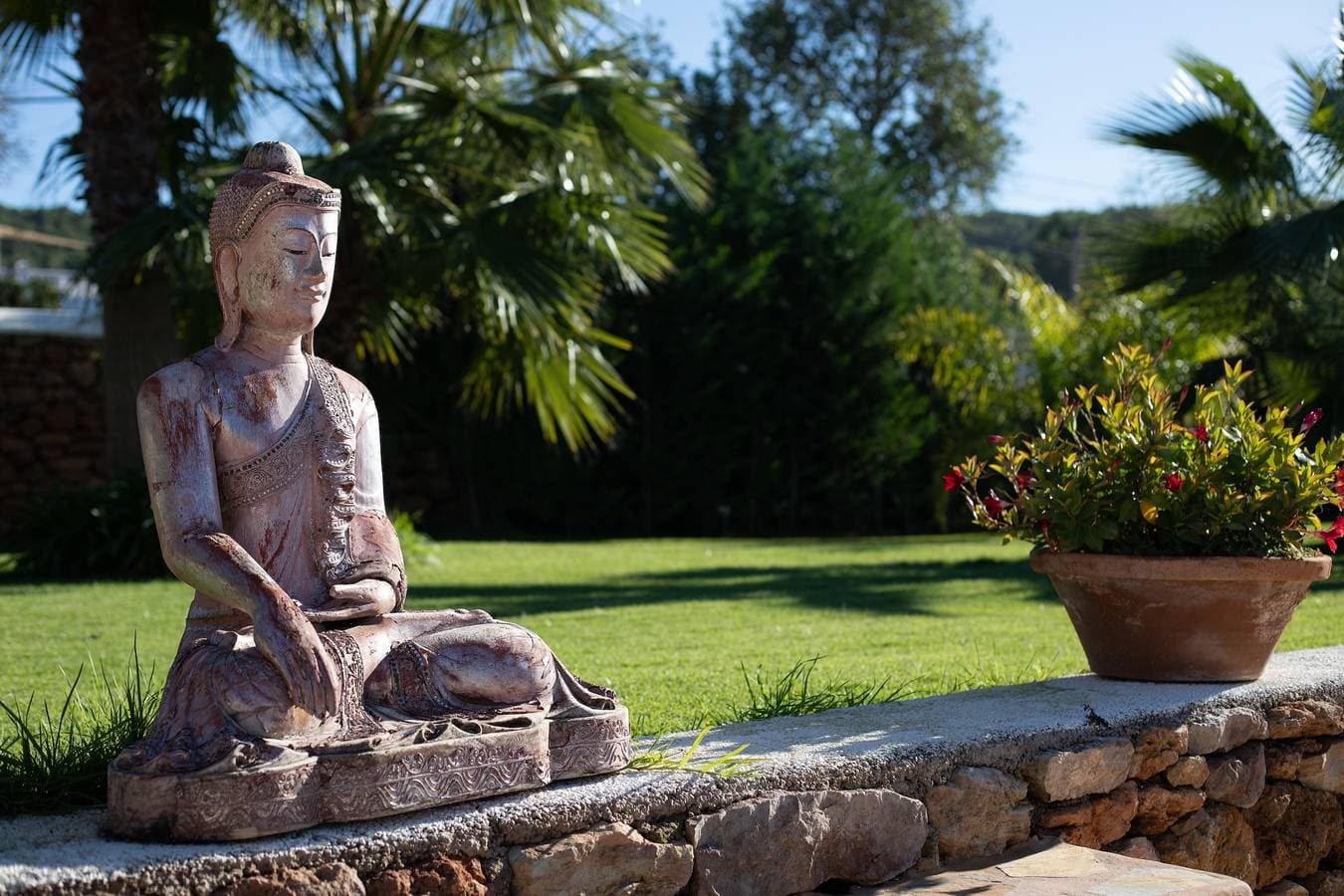 Foto 5 von 31: Gemütliche Finca mit Pool, Padel- und Fußballplatz - Can Gat Ibiza