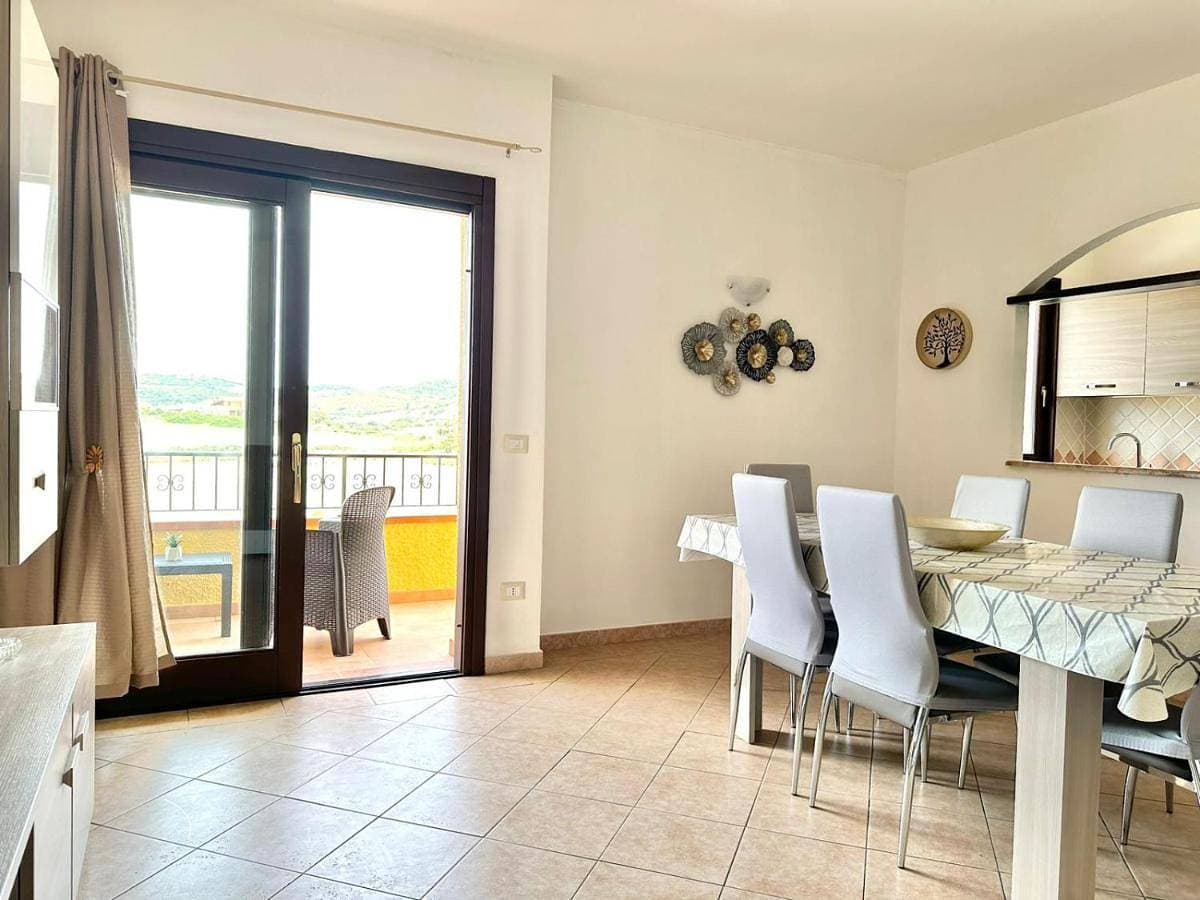 Foto 5 von 15: Two-Bedroom Apartment