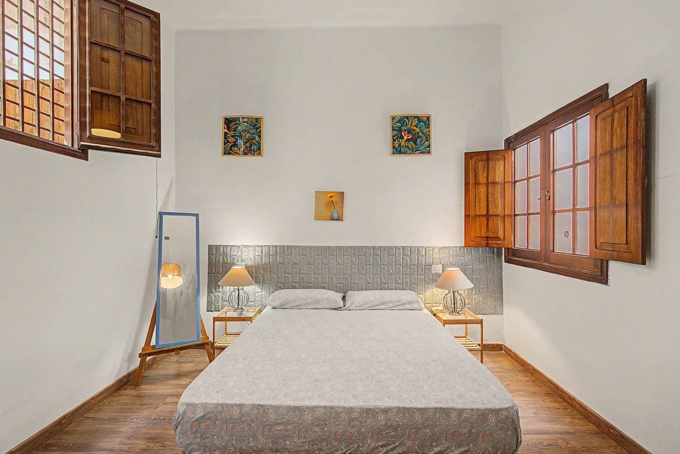 Foto 4 von 34: Dreibettzimmer mit externem, privatem Bad