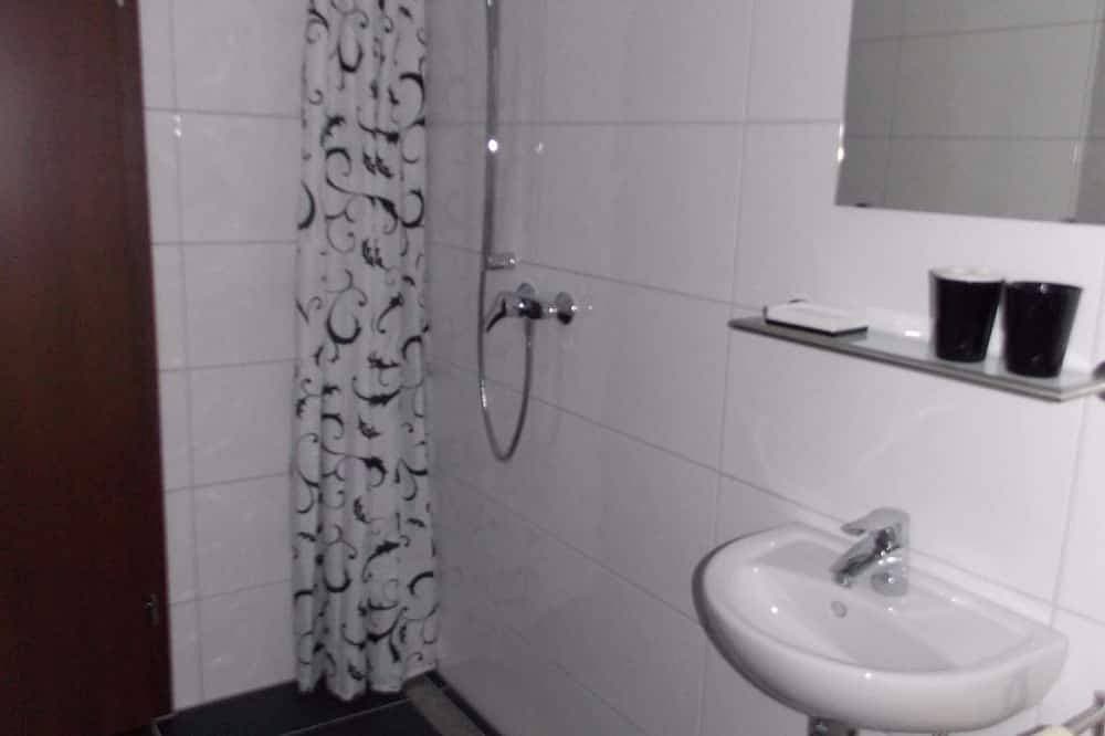 Foto 3 von 10: Moderne Ferienwohnung mit Küche