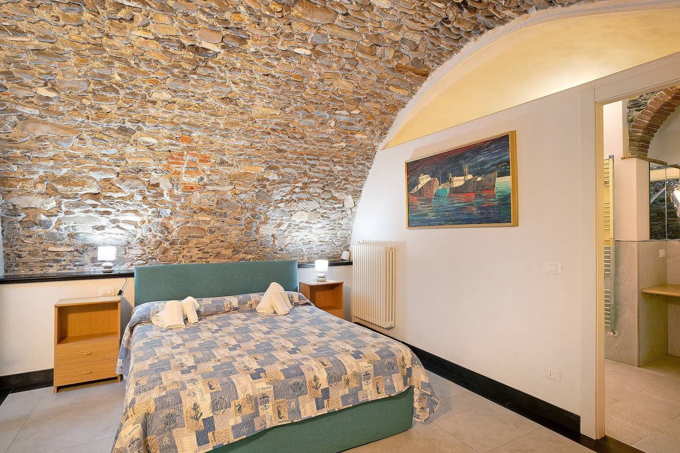 Foto 4 von 21: Ferienwohnung 'Dipinti, Borgo Dei Pescatori' mit WLAN und Klimaanlage