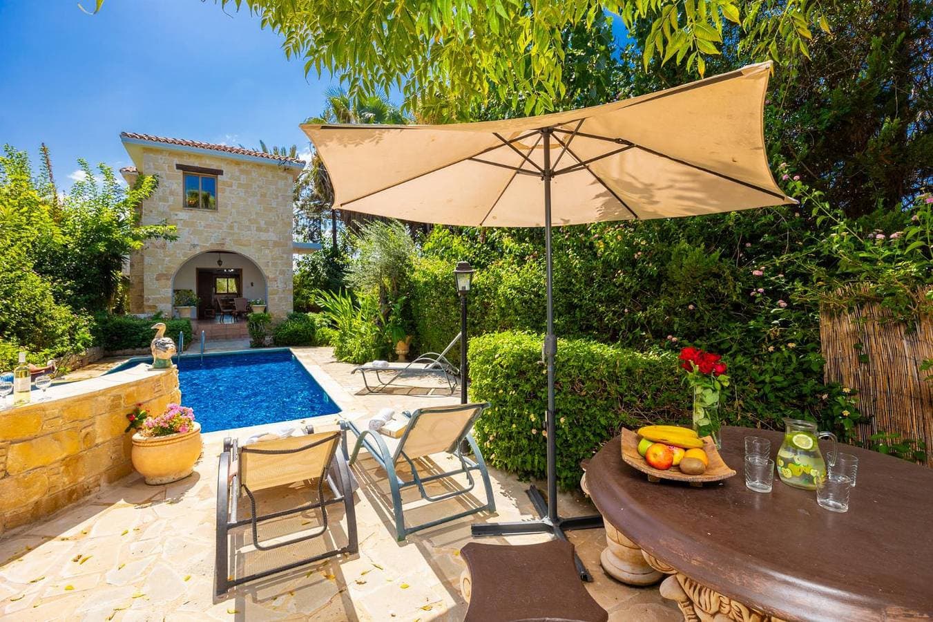 Foto 9 von 25: Villa für 4 Personen mit Garten