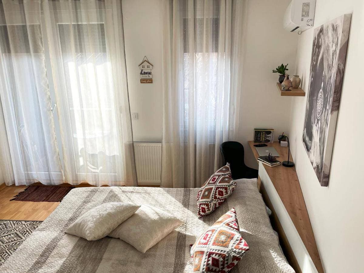 Foto 4 von 28: One-Bedroom Apartment