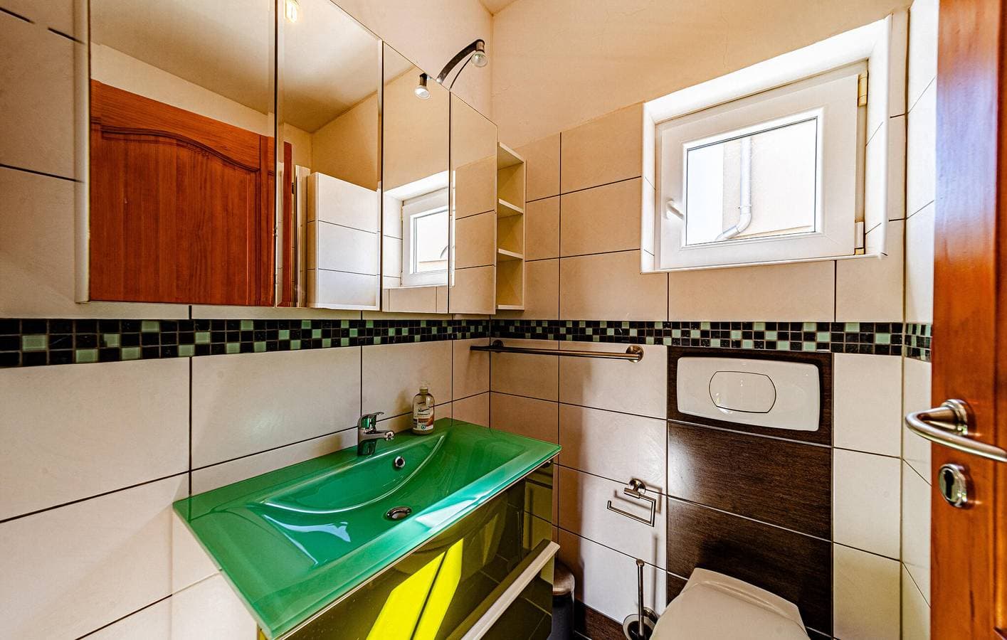 Foto 13 von 21: Gemütliche Ferienwohnung mit Terrasse, WLAN und Parkplatz in der Nähe des Strandes Tri Žala