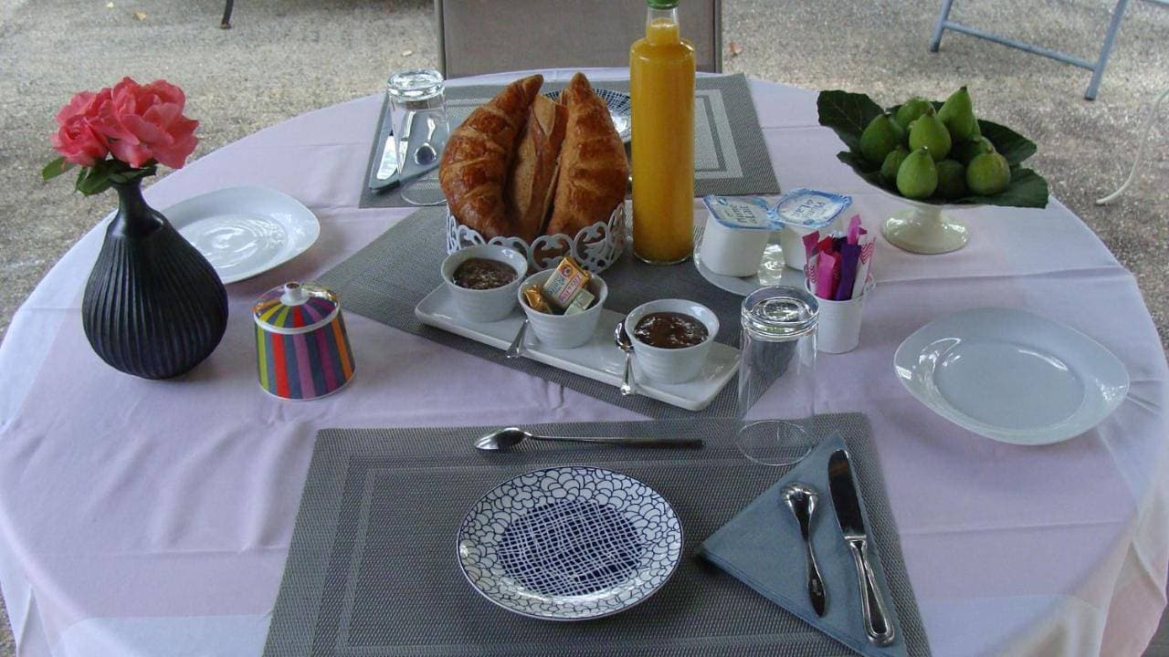 Le Guinguetton Chambre d'hôtes 1