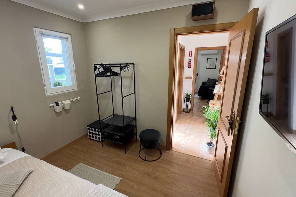 Foto 9 von 29: Bezauberndes Gästestudio mit Terrasse, Klimaanlage und WLAN