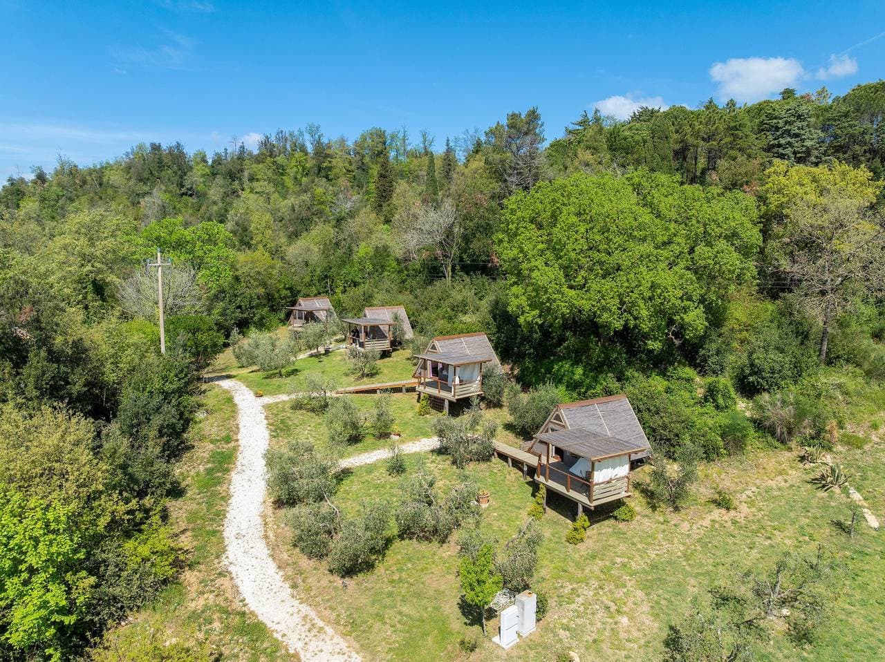 Foto 7 von 39: Tiny Home 'Glamping - Il Sorbo' mit privatem Garten