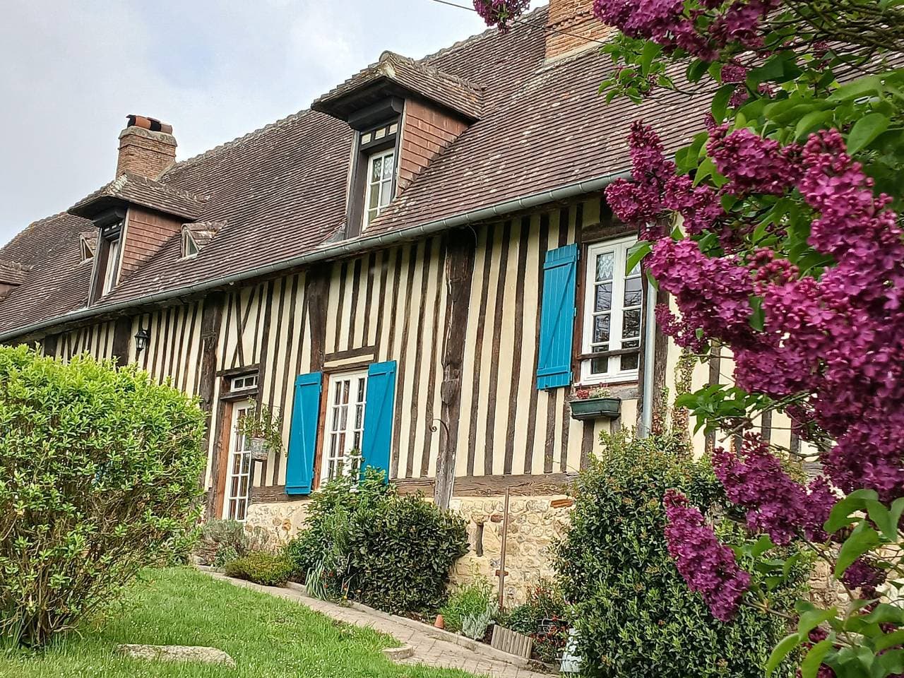 Foto 12 von 38: Aux Prés Rousselins im Pays d'Auge – Gästezimmer L’école