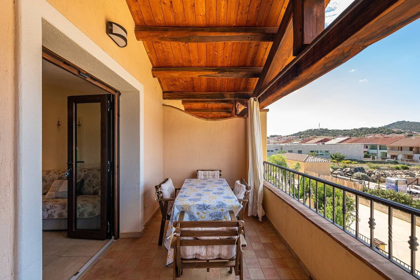 Foto 4 von 28: Ferienwohnung Residenza Agorà, Terrasse und Balkon