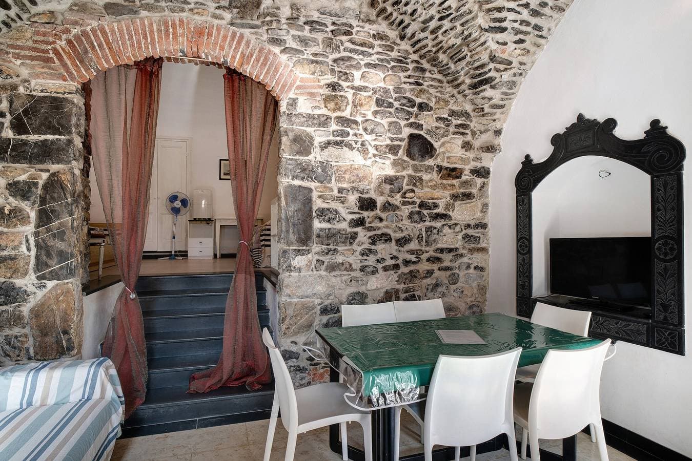 Foto 7 von 20: Ferienwohnung „Il Lavatoio, Borgo dei Pescatori“ mit WLAN