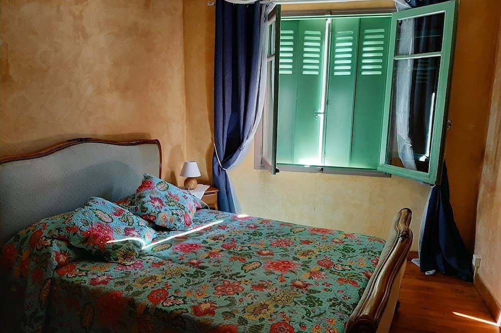 Foto 6 von 30: Provencal Village House