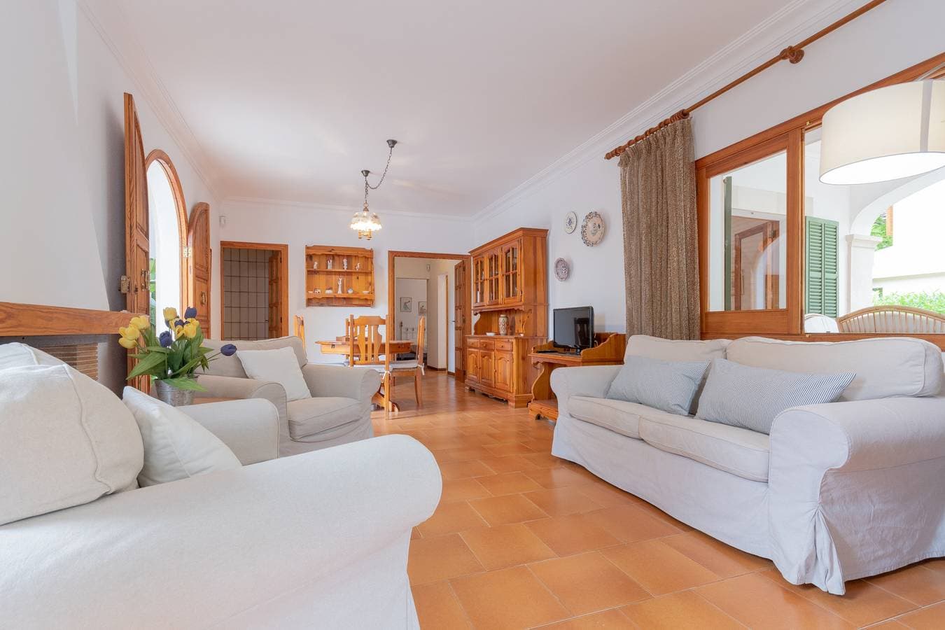 Foto 10 von 30: Villa für 6 Personen mit Terrasse
