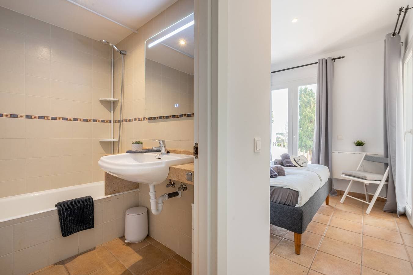 Foto 13 von 28: Ferienwohnung 'El Puerto I 1-3' mit Gemeinschaftspool, WLAN und Klimaanlage