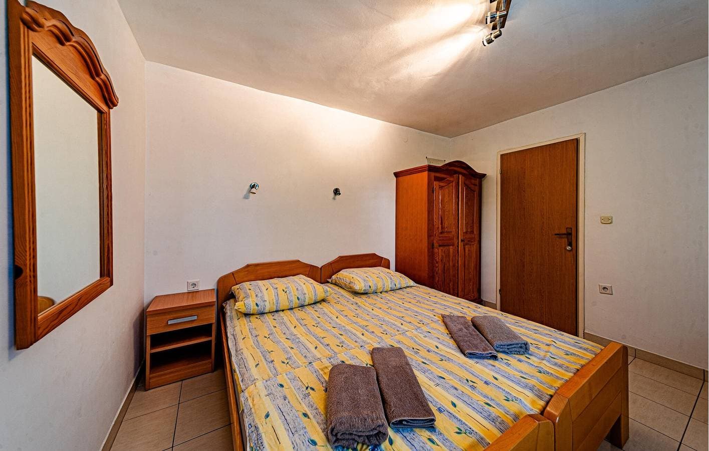 Foto 6 von 19: Gemütliche Ferienwohnung mit Terrasse, WLAN und Parkplatz in der Nähe des Strandes Tri Žala