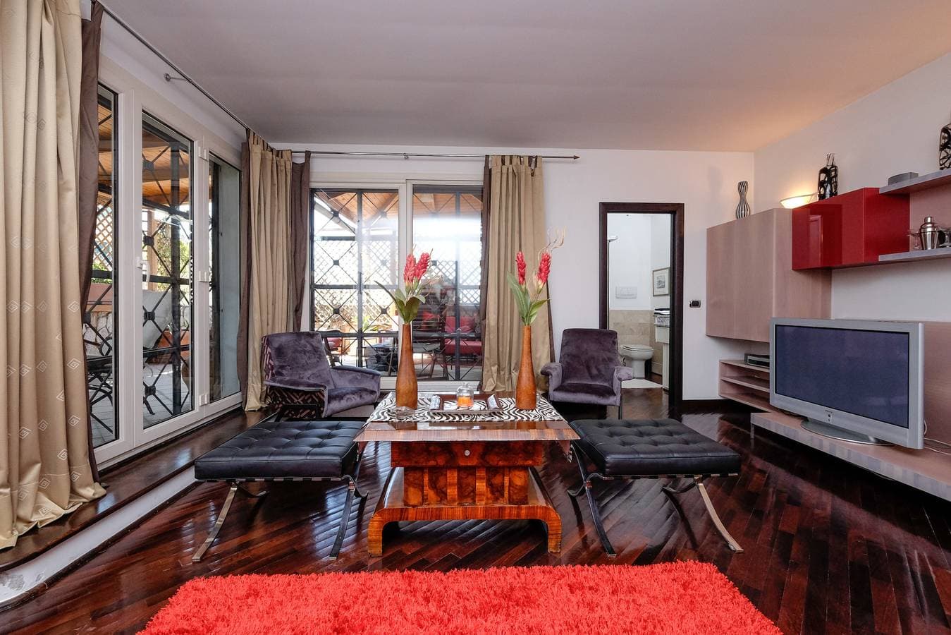 Foto 5 von 44: Amazing Penthouse with Terrace by Caracalla