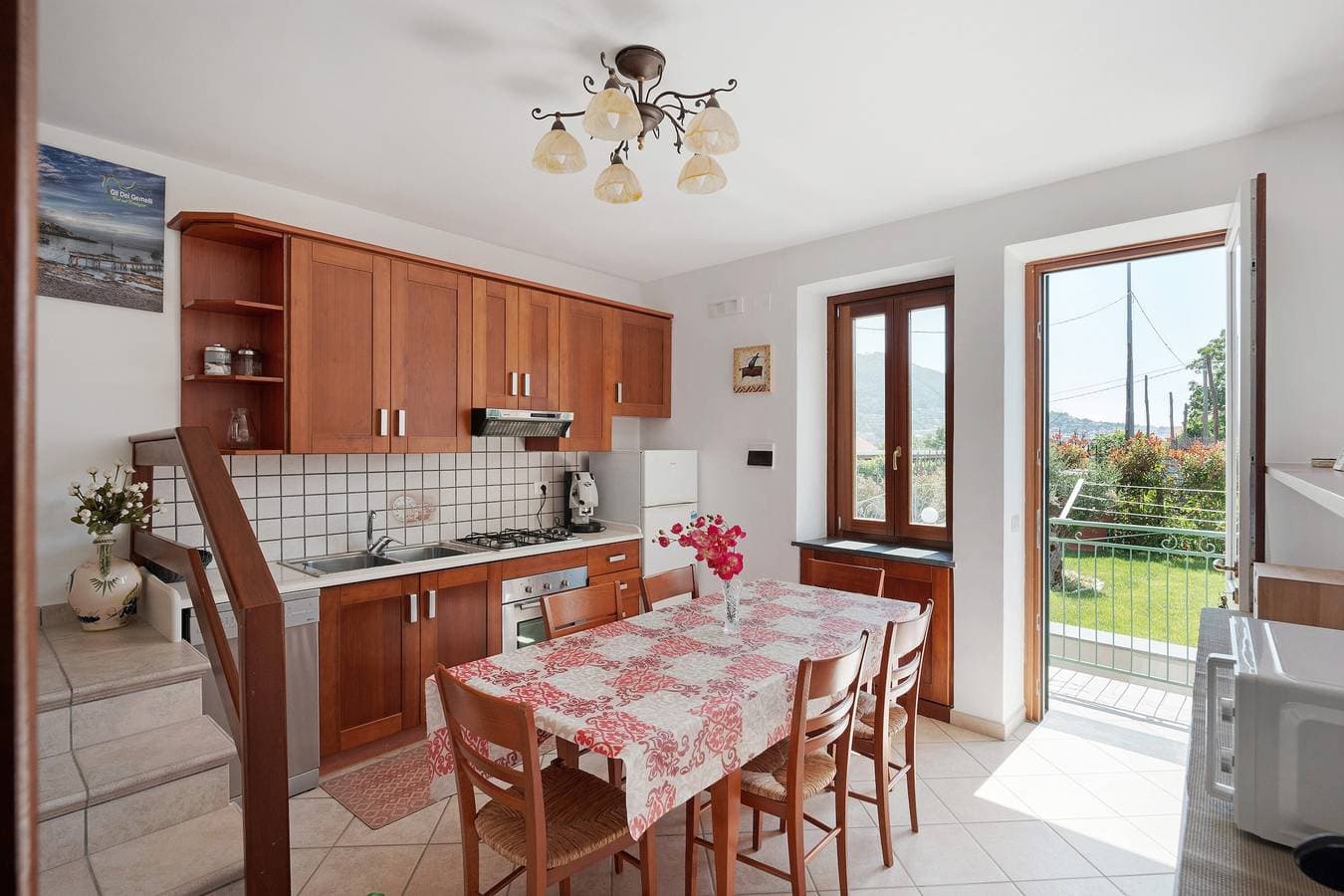Foto 12 von 35: Villa Degli Dei mit Gemeinschaftspool, Bergblick, WLAN und Klimaanlage