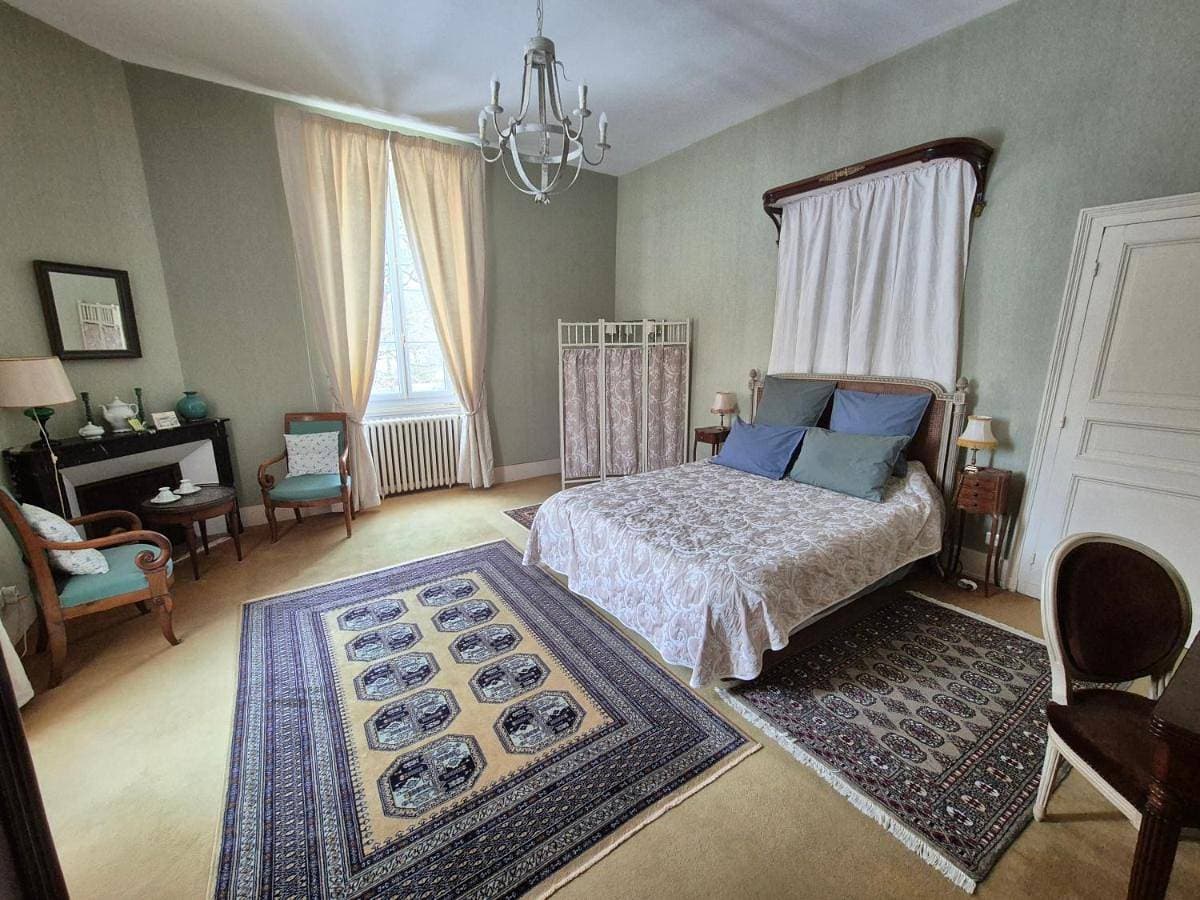 Foto 4 von 26: Double Room with Private Bathroom