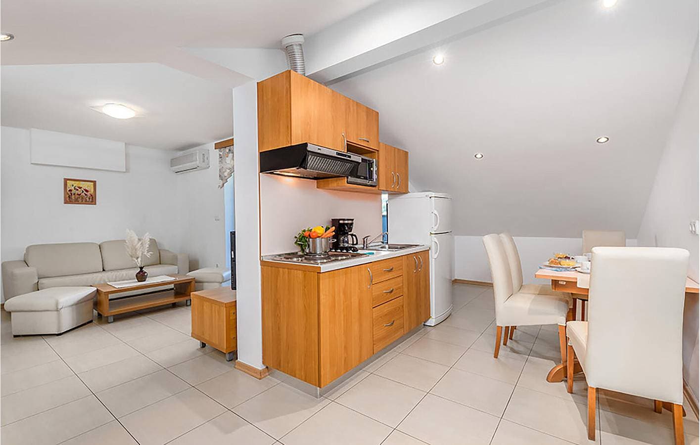 Foto 7 von 26: Charmante Ferienwohnung mit Pool, in der Nähe der Küste und von Restaurants