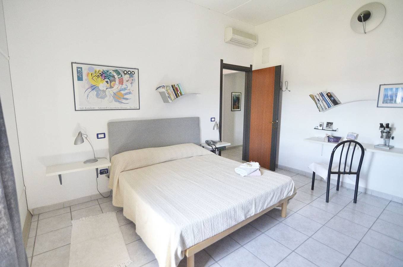 Foto 9 von 22: Ferienwohnung für 5 Personen mit Terrasse