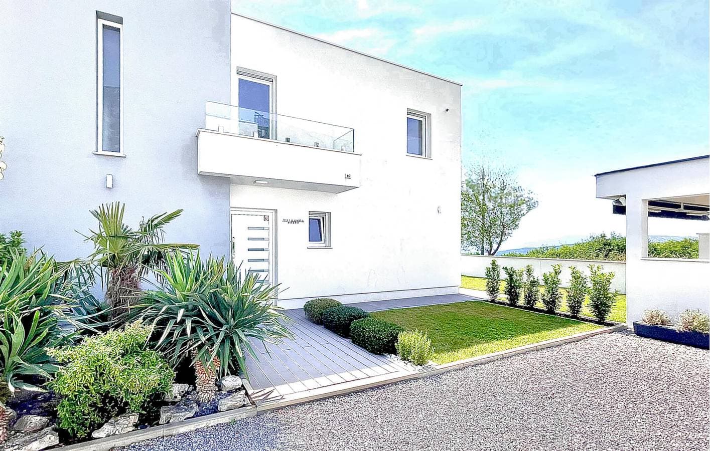 Charmante 2-Zimmer-Wohnung mit Pool und Terrasse in der Nähe des Stadtzentrums von Grizane 1