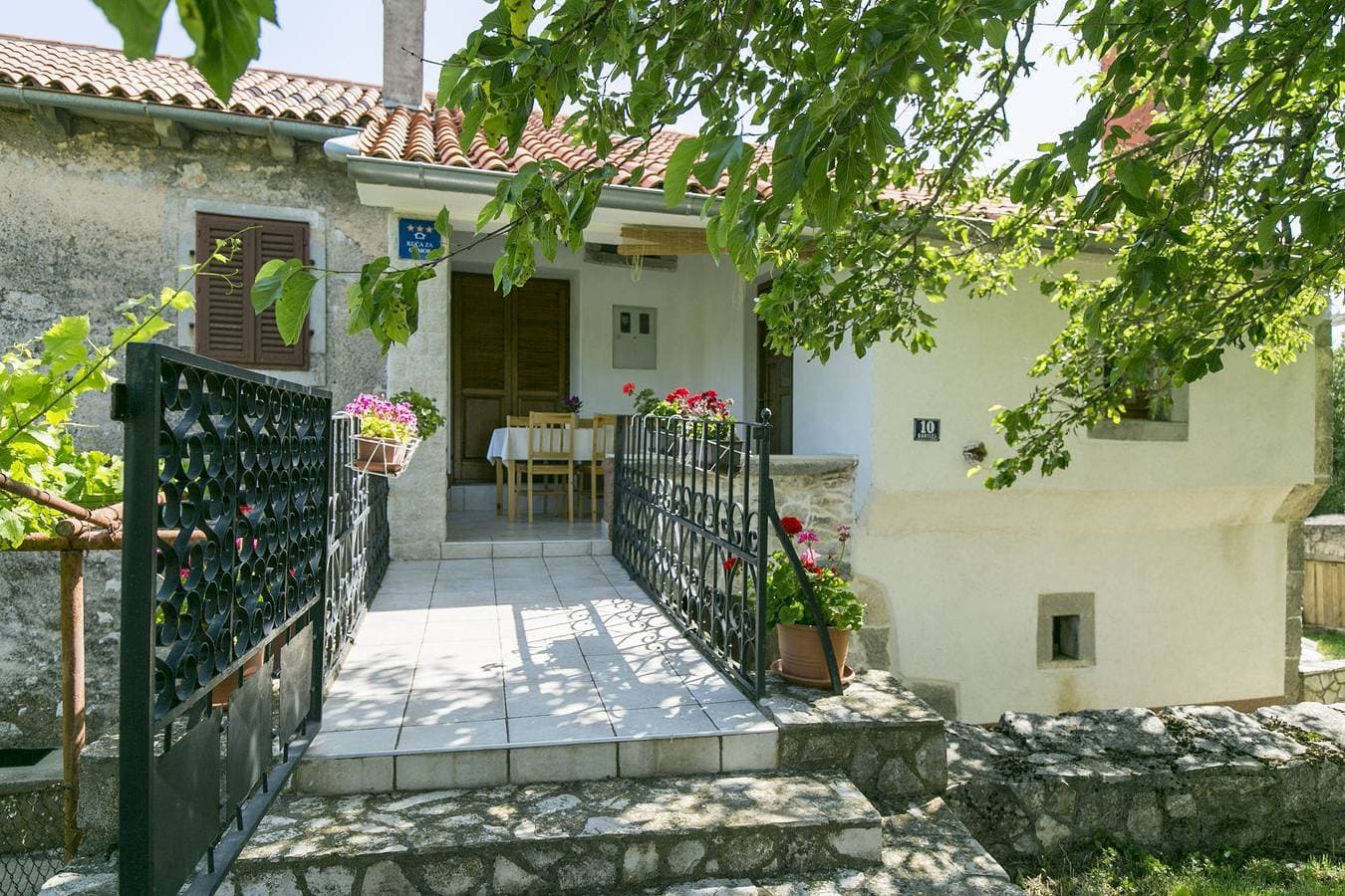 Foto 7 von 35: House Josip