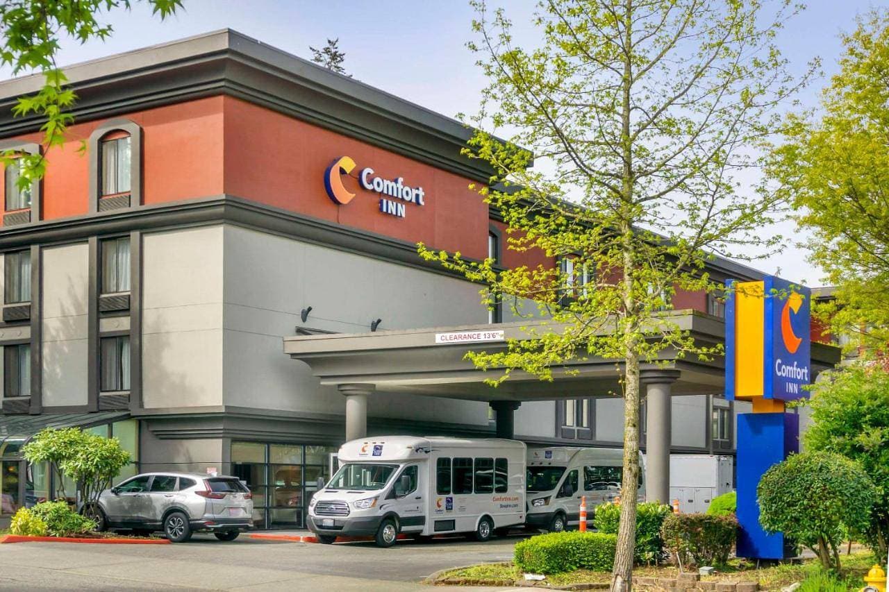 Comfort Inn & Suites Sea-Tac Airport 1