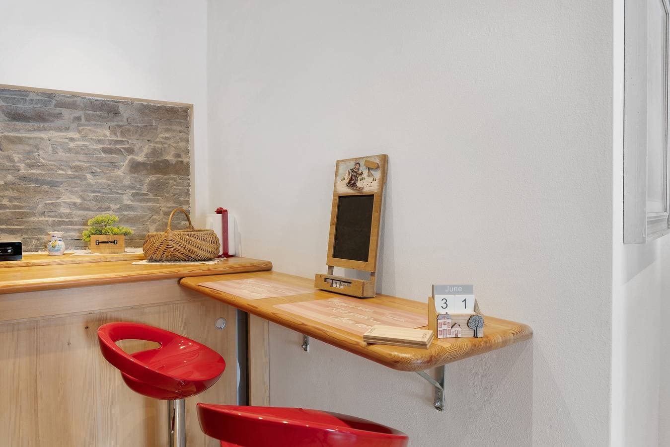 Foto 12 von 24: Studio 'Leonard Chalet House' mit Balkon und Wi-Fi